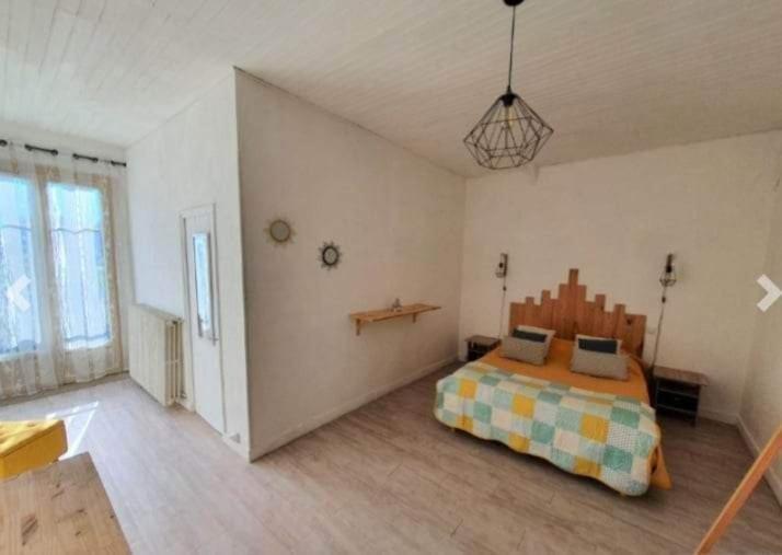 L'Oasis Apartment Mouleydier Bagian luar foto